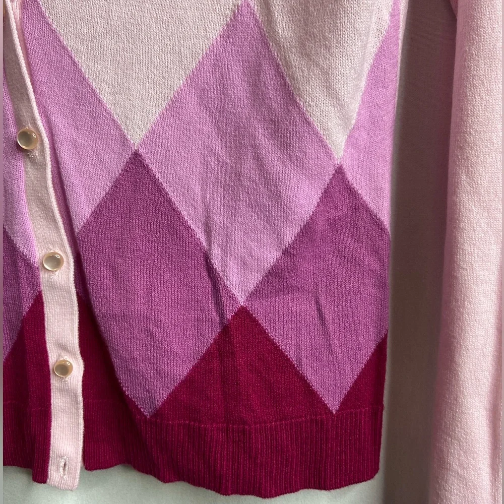 NEW YORK & COMPANY ARGYLE CARDIGAN SWEATER - Picture 4 of 6